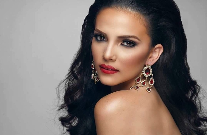 Valeria Vazquez hoa hau Sieu quoc gia anh 7