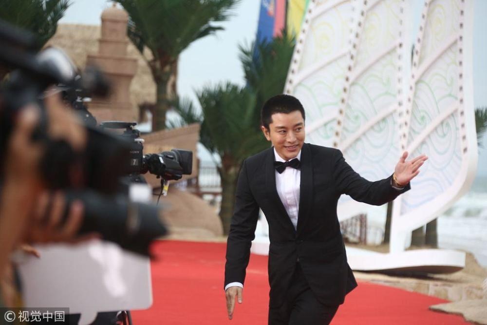 Sao hoa ngu tren tham do anh 11