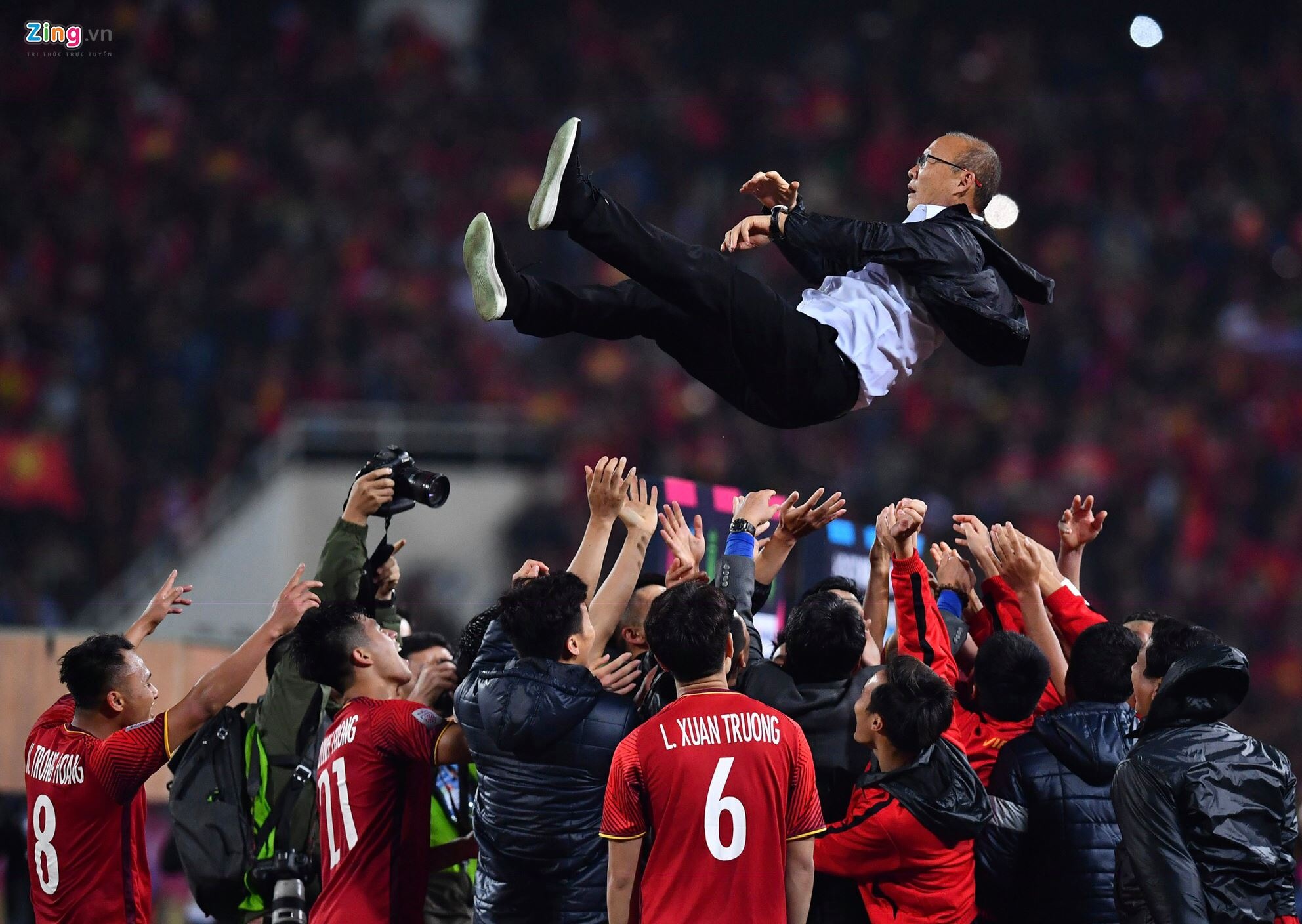 Quang Hải nhắn gửi bé bị u não ảnh 2 Quang Hai nhan gui be bi u nao anh 2