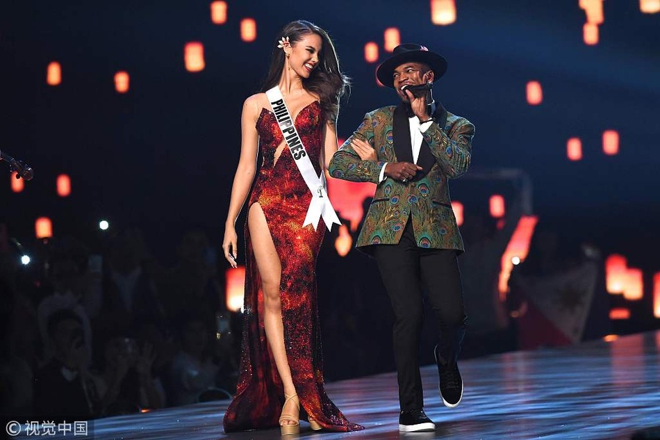 Catriona Gray duoc Pho tong thong ca ngoi anh 1