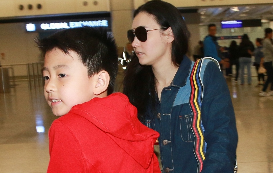 Ro tin Truong Ba Chi va Ta Dinh Phong cuoi lai vao anh 2