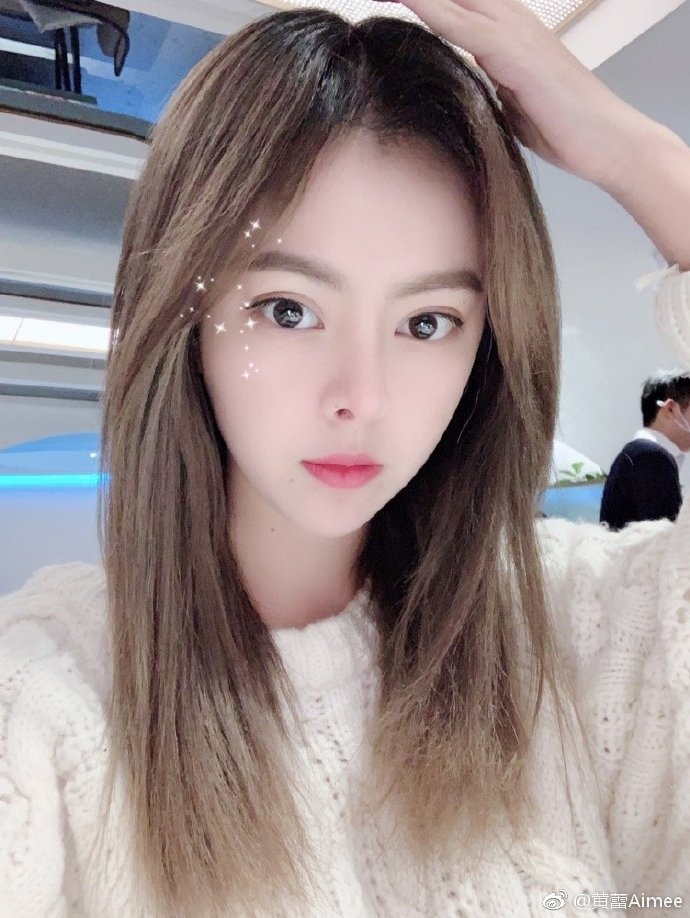 Hoang Loi Chau Tinh Tri tre dep anh 6