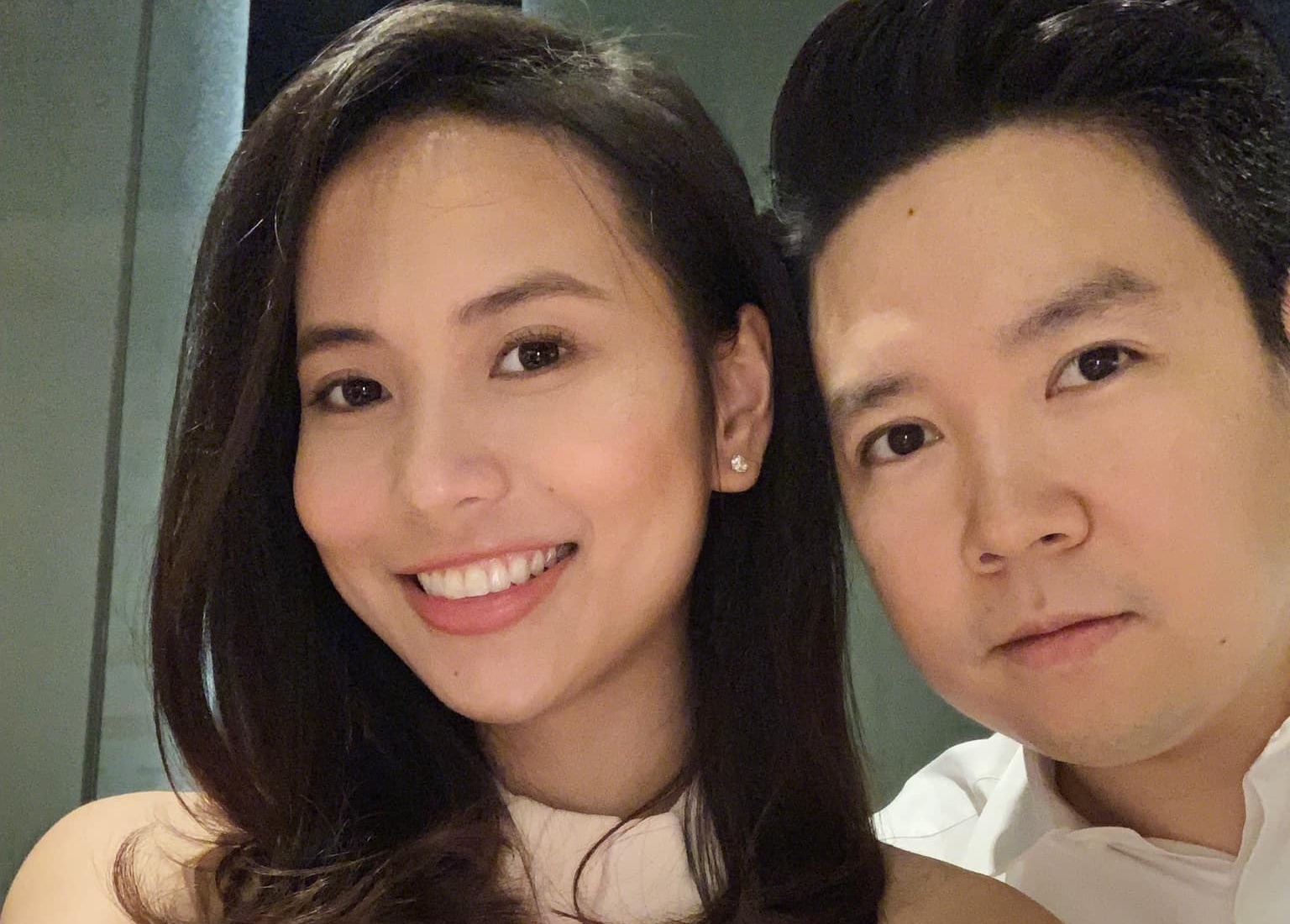 Vo 9X cua ca si Le Hieu duoc khen xinh dep va gioi kinh doanh hinh anh