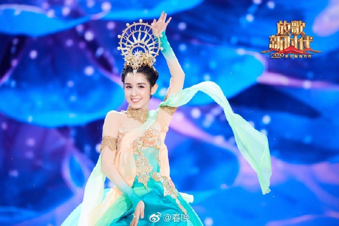 My nu Tan Cuong Cap Ny Khac Tu anh 7