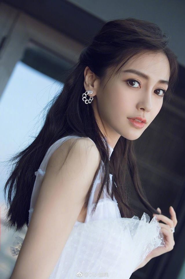 Angelababy xuc pham phu nu anh 2