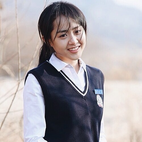 Moon Geun Young beo anh 5