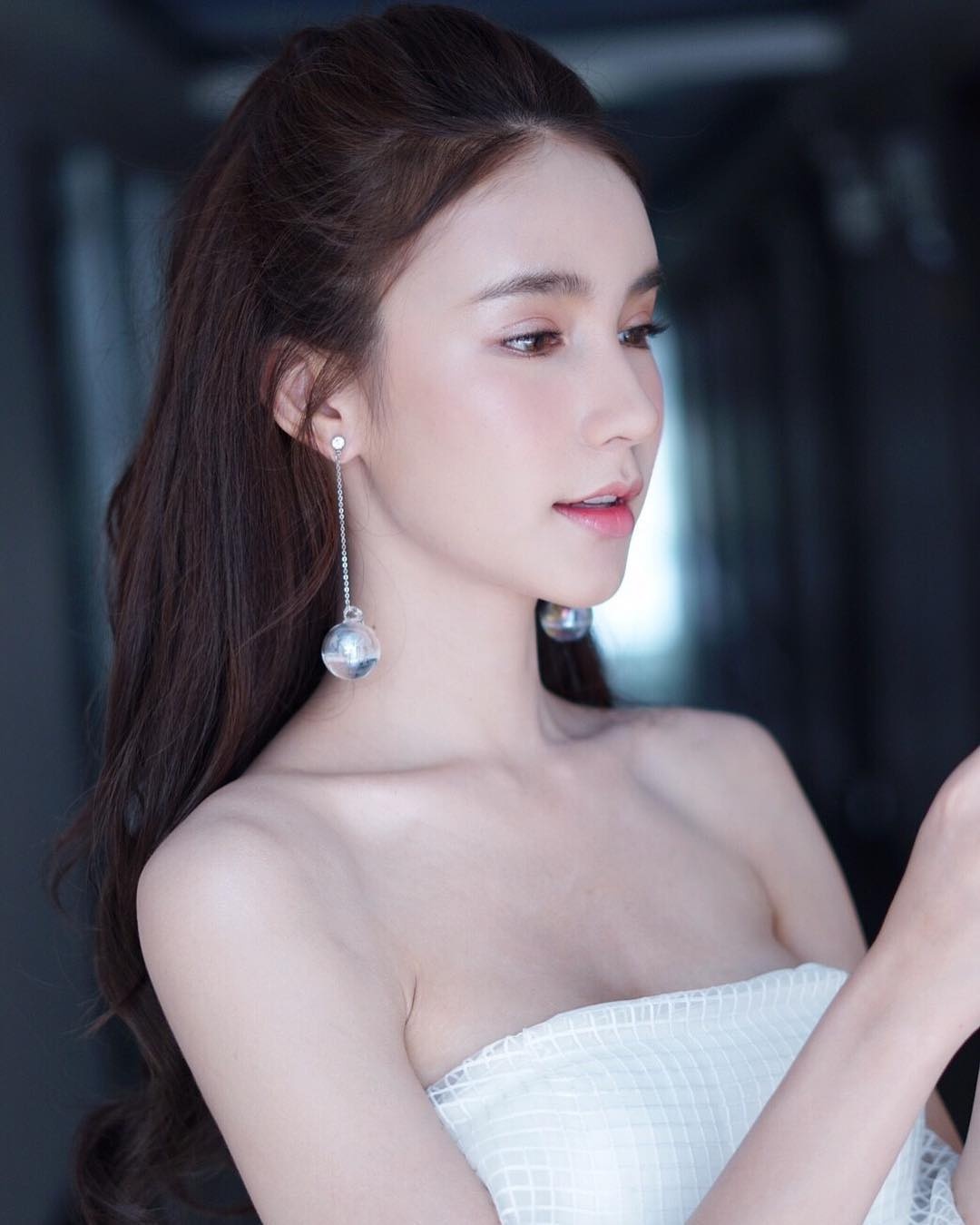 Yoshi Rinrada Thurapan goi cam anh 4