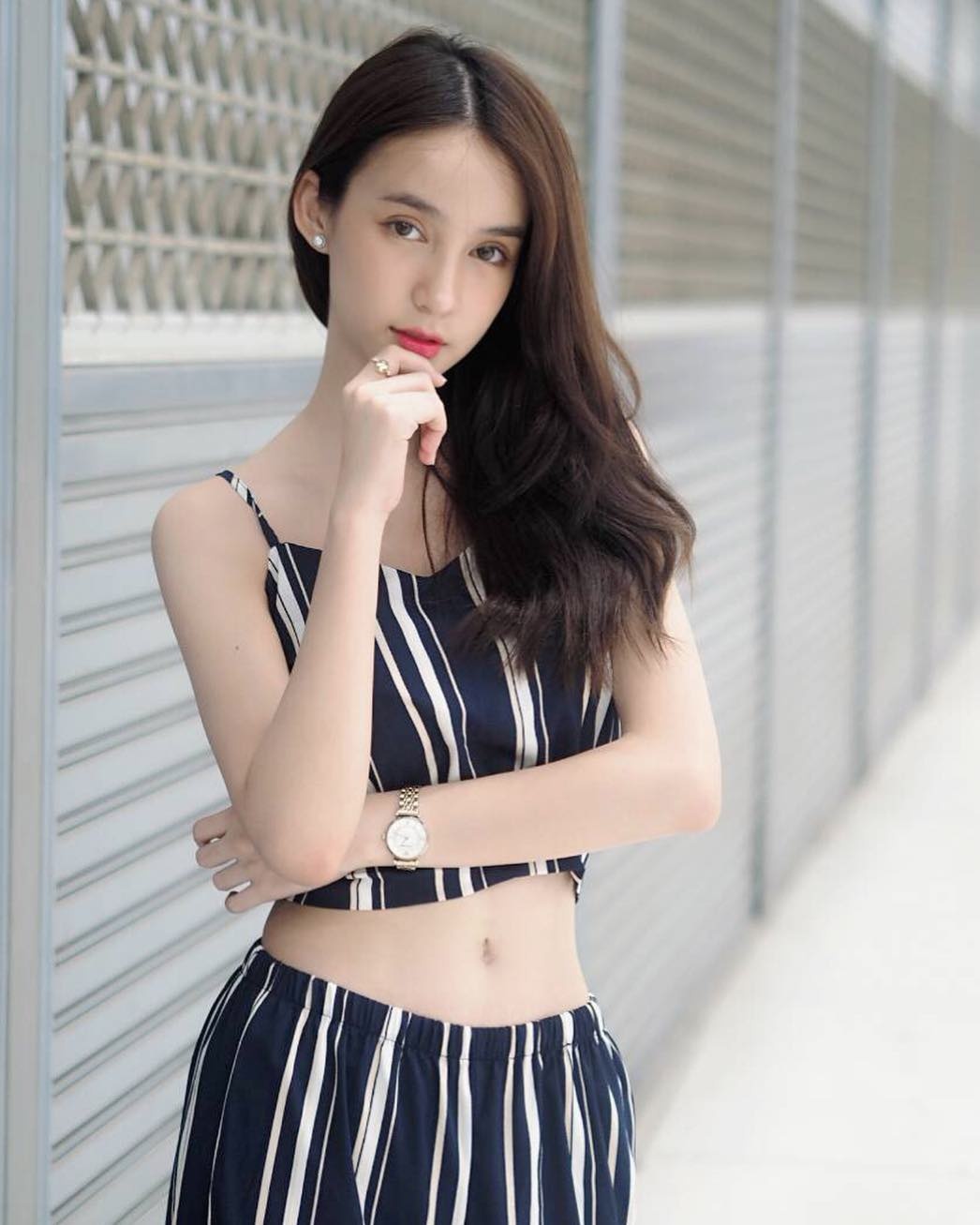 Yoshi Rinrada Thurapan goi cam anh 10