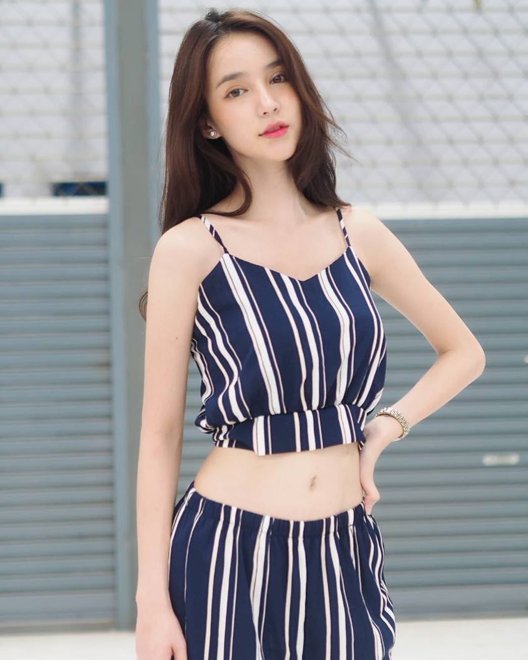 Yoshi Rinrada Thurapan goi cam anh 9