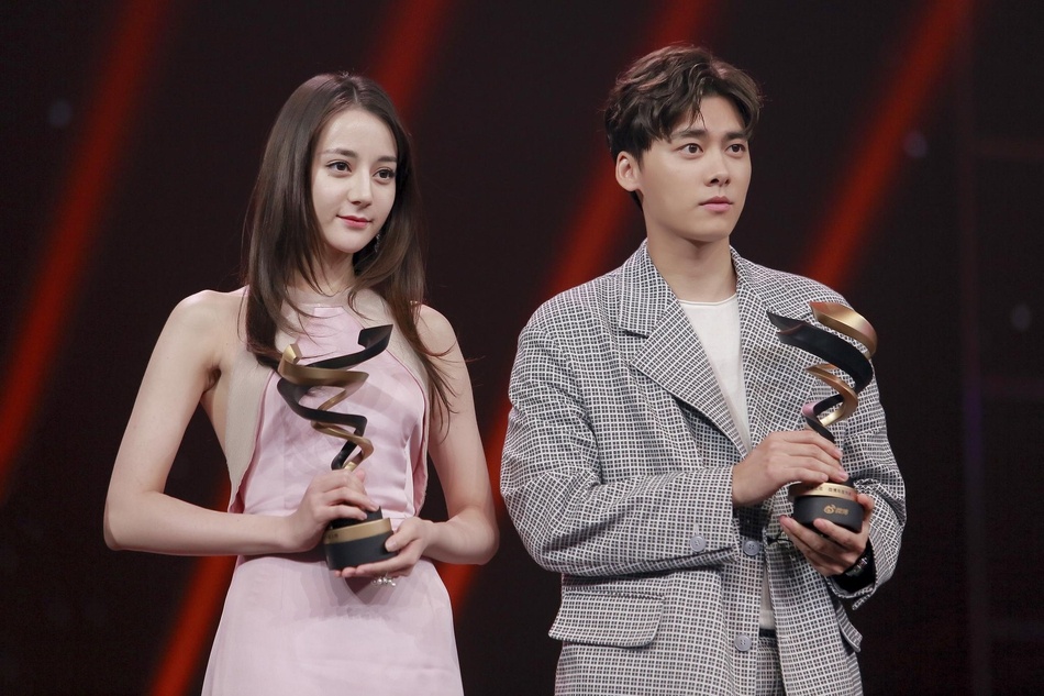 Giai thuong Weibo anh 1