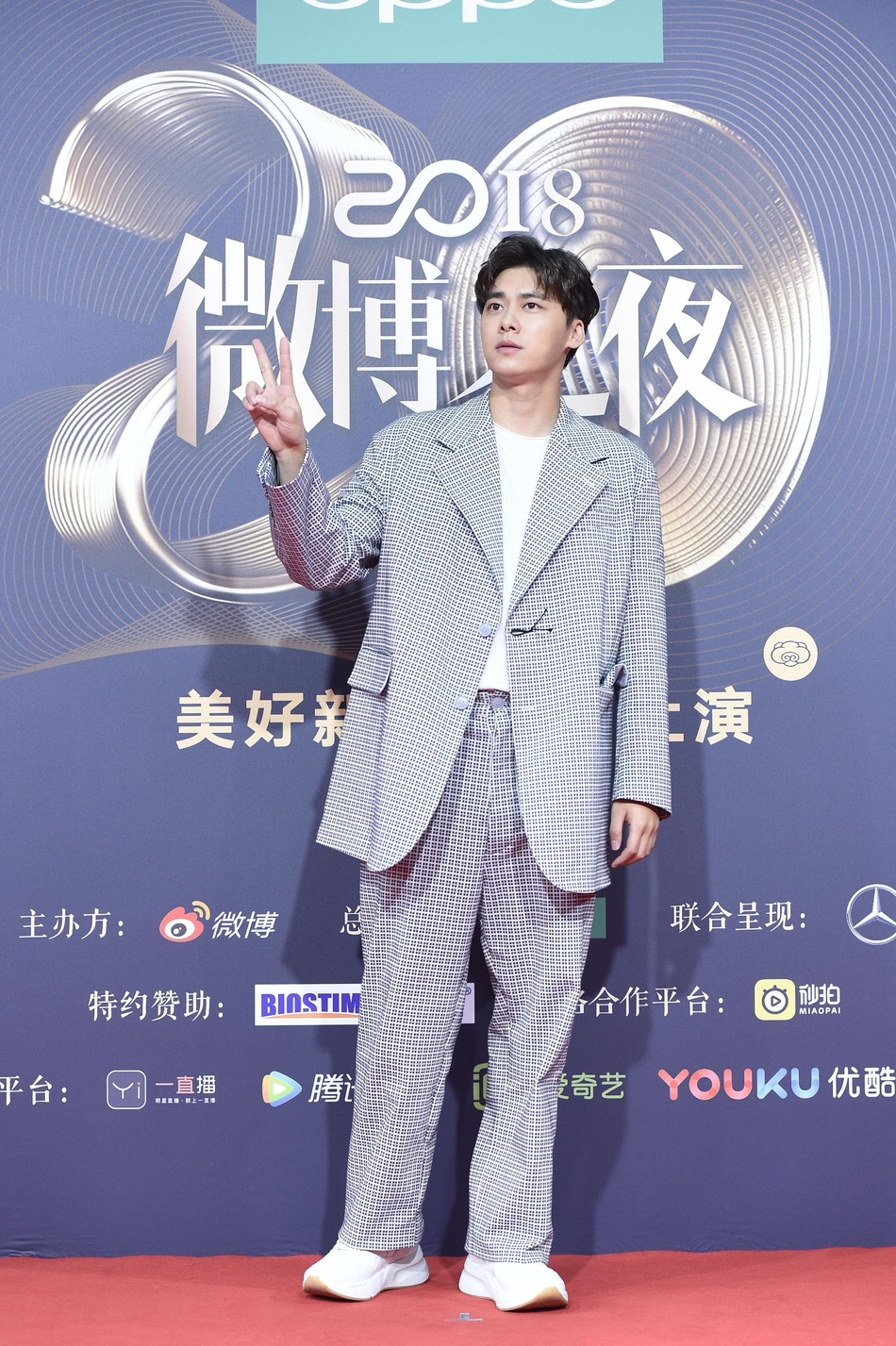 Sao Hoa ngu tren tham do anh 13