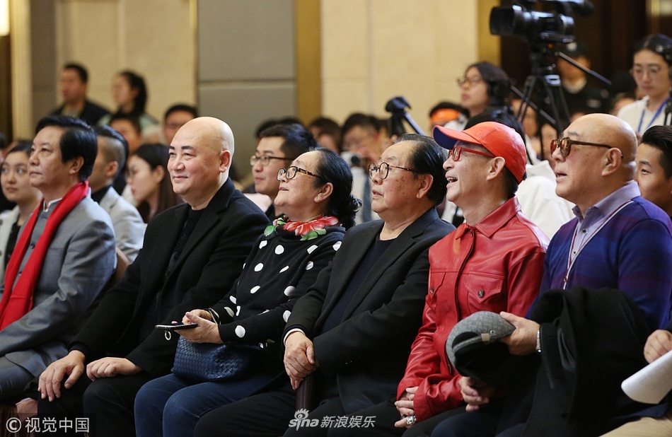 Dan sao Tay du ky 1986 hoi ngo anh 5