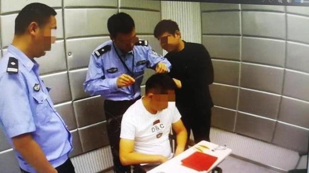 18 nhac si tre con nha giau o Trung Quoc bi bat giu vi buon ma tuy hinh anh