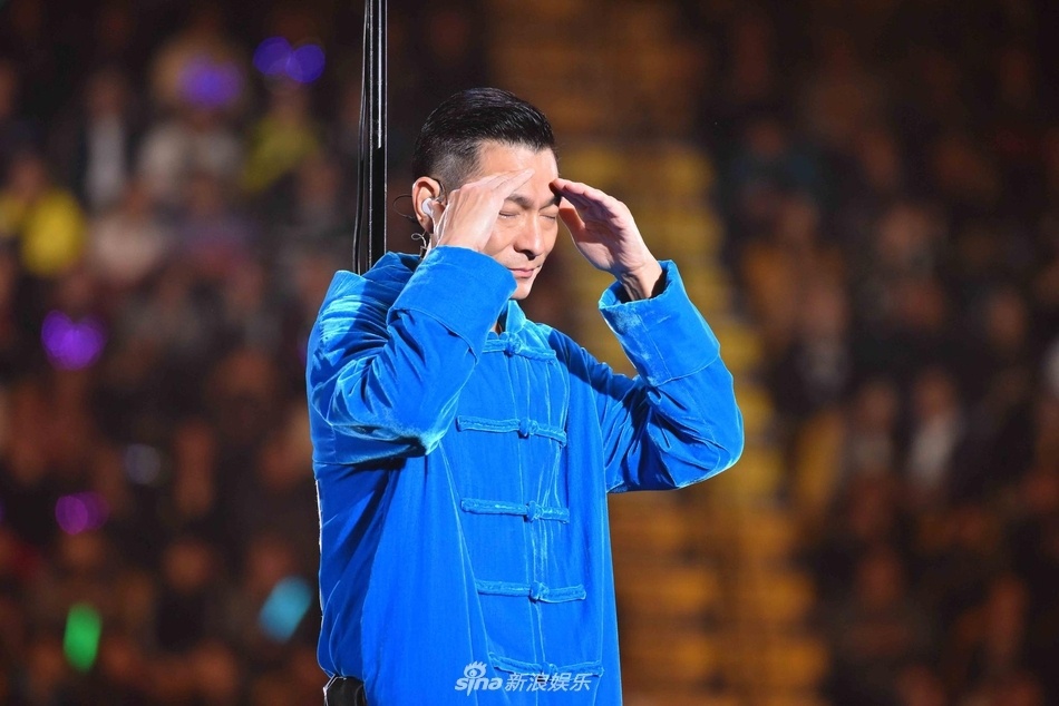 Lưu Đức Hoa trở lại với công việc ảnh 2 Luu Duc Hoa tro lai voi cong viec anh 2