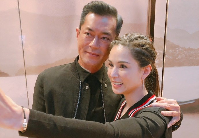 Lý Nhược Đồng gặp lại Cổ Thiên Lạc ảnh 2 Ly Nhuoc Dong gap lai Co Thien Lac anh 2