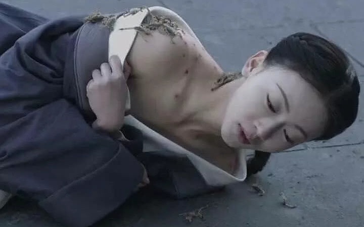 Canh Ngo Can Ngon bi bo cap song bo khap nguoi gay tranh cai hinh anh