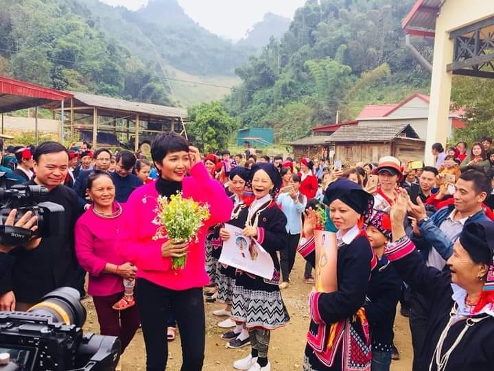 H'Hen Nie len Son La anh 5