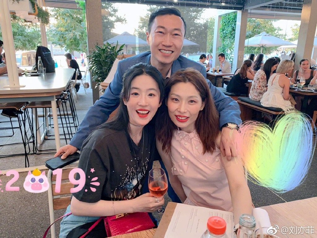 Anh trao luu 10 nam cua Luu Diec Phi gay sot anh 2