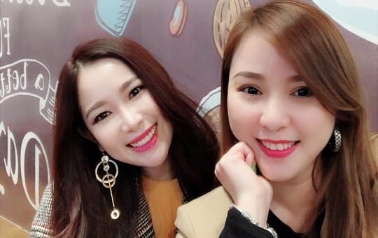 Nhom Mat Ngoc hoi ngo o My dip Tet hinh anh