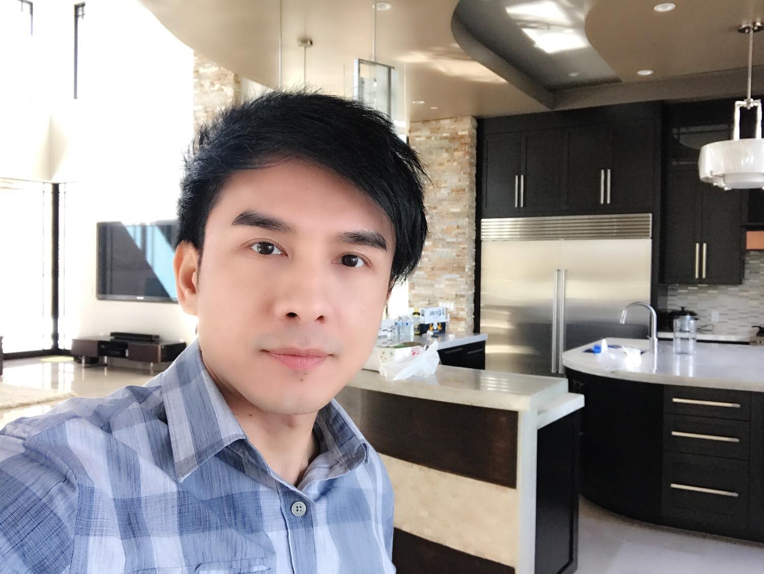 Nha sao Viet o My anh 8