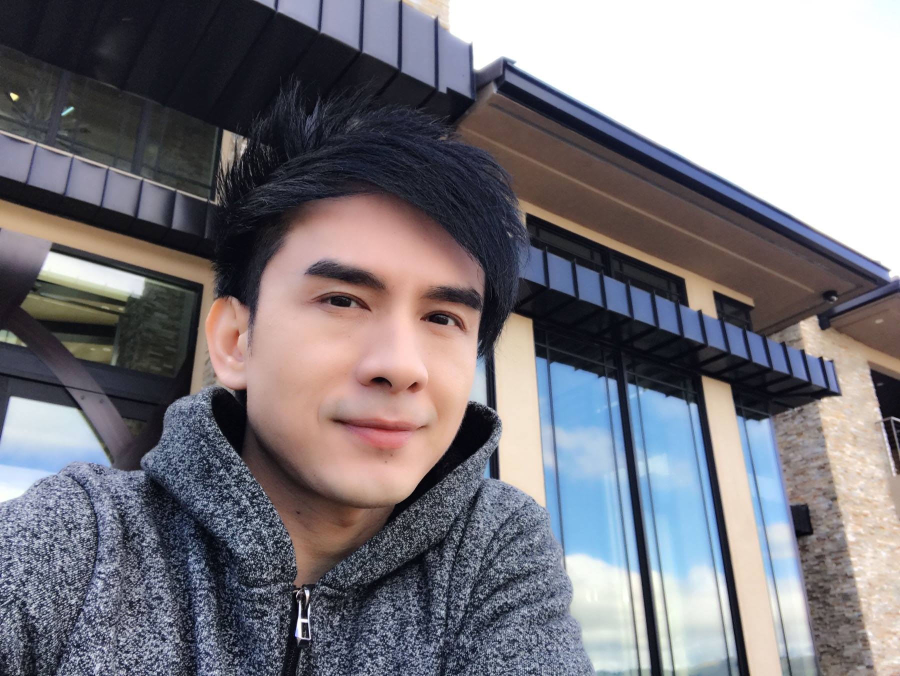 Nha sao Viet o My anh 6