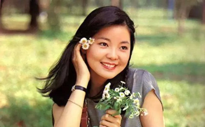 'Anh trang noi ho long toi' - bai ca bat hu va cai chet cua 2 ngoi sao hinh anh