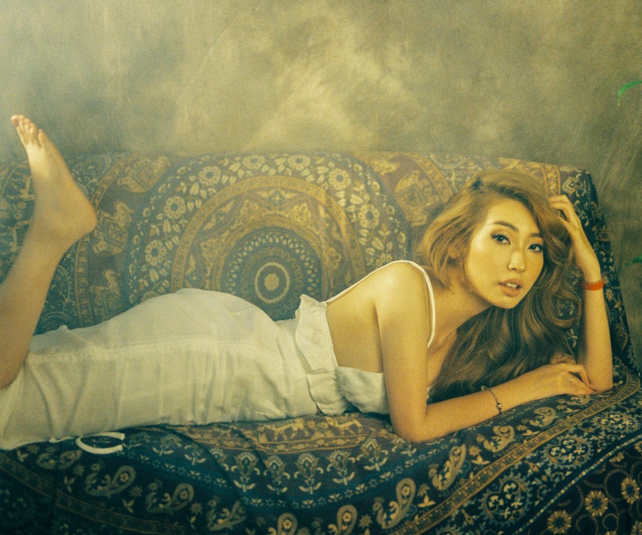 Khong Tu Quynh goi cam sau chia tay Ngo Kien Huy anh 9