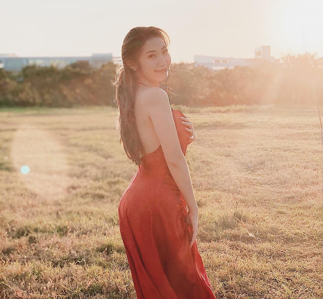 Khong Tu Quynh goi cam sau chia tay Ngo Kien Huy anh 4