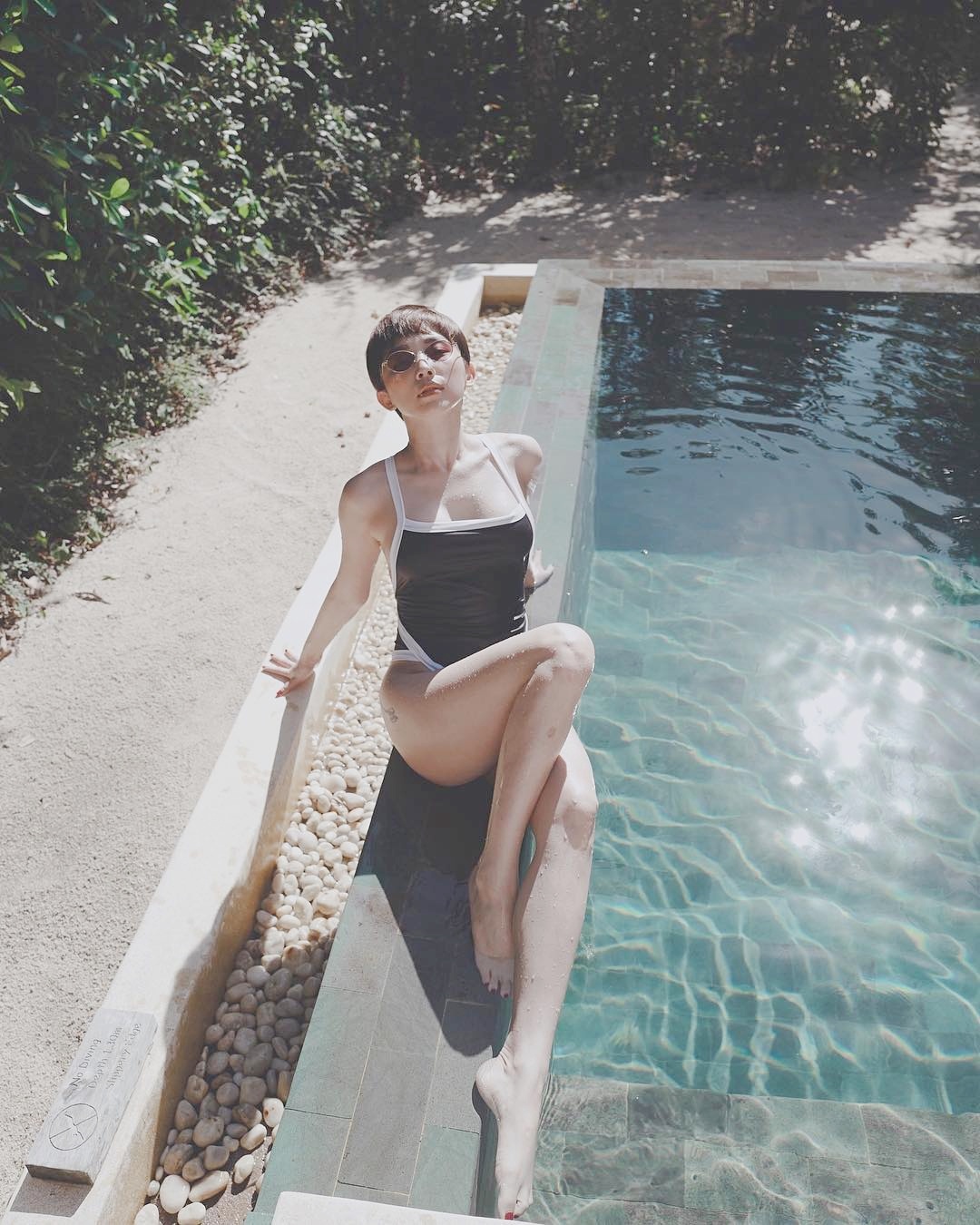 Nguoi dep showbiz Viet dien ao tam anh 4