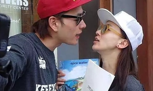 Ngo Can Ngon va 'Hoa Than' bi don toi Bali hen ho hinh anh