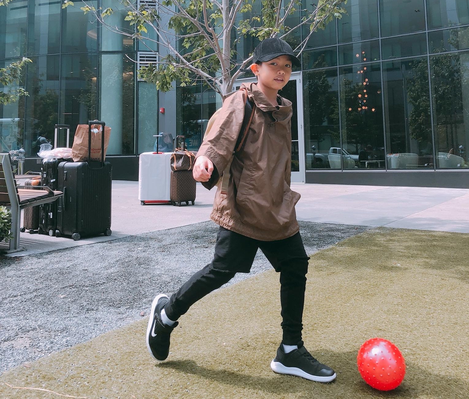 Con trai Cuong Do La ngay ha ho anh 5