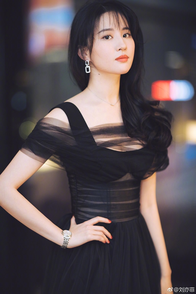 Hinh anh Luu Diec Phi tre dep anh 2