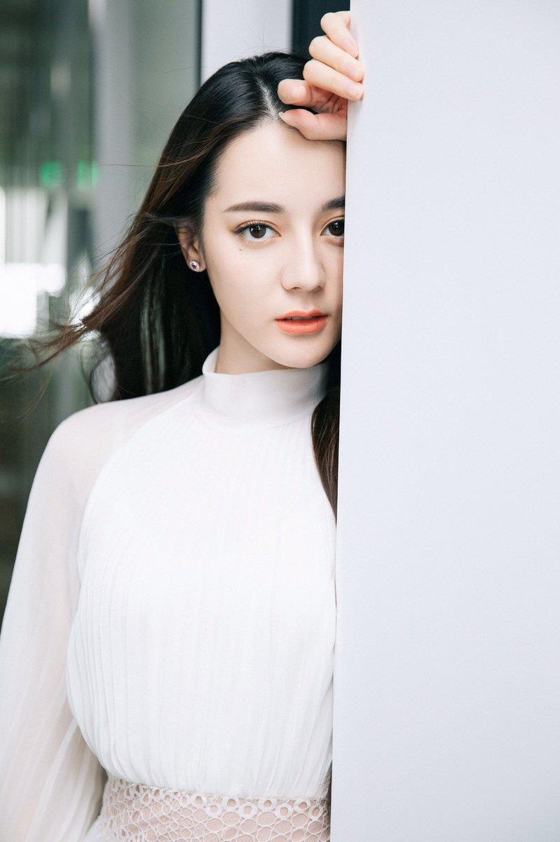 Nhan sac kho cuong cua 3 dai my nhan Tan Cuong anh 9