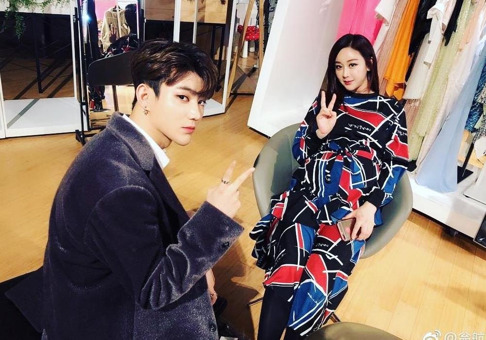 Hoa hau Han sinh con cho chong tre anh 6