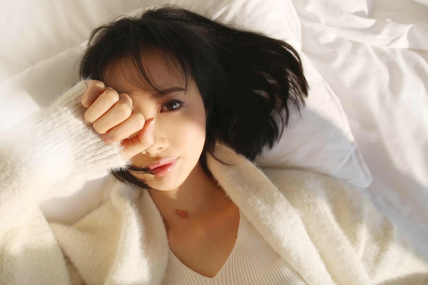 Nu ca si xinh dep Hong Kong nguy kich sau 30 lan hoa xa tri ung thu hinh anh