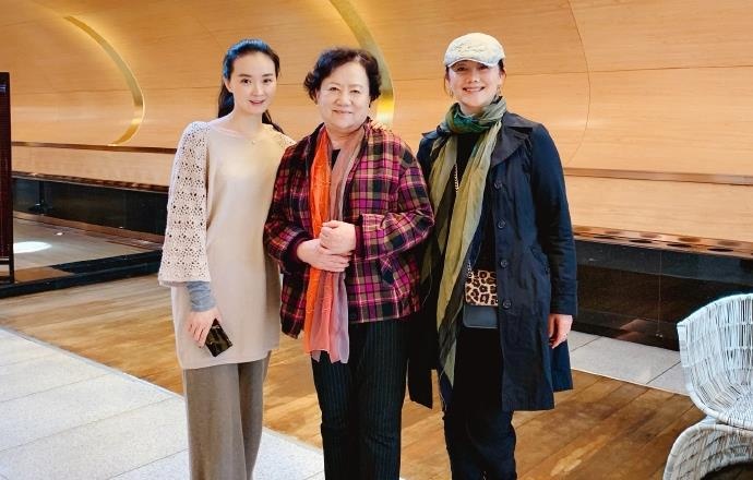 Sao Hoan Chau cach cach hoi ngo anh 1