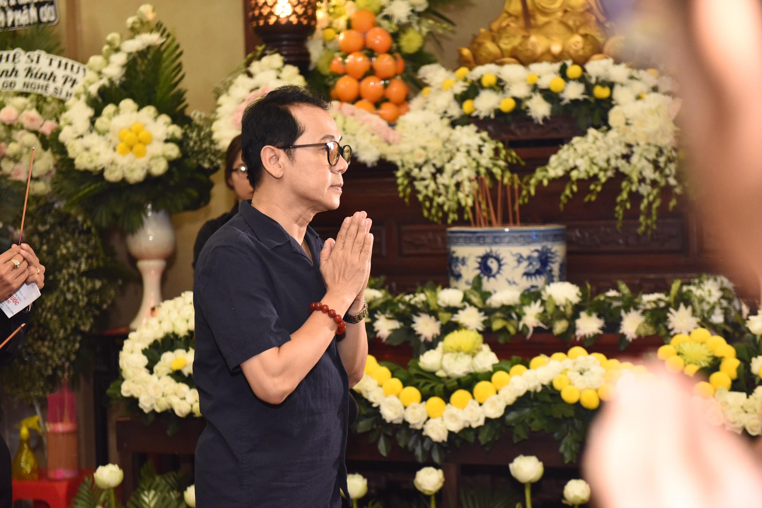 Le tang nghe si Anh Vu anh 8