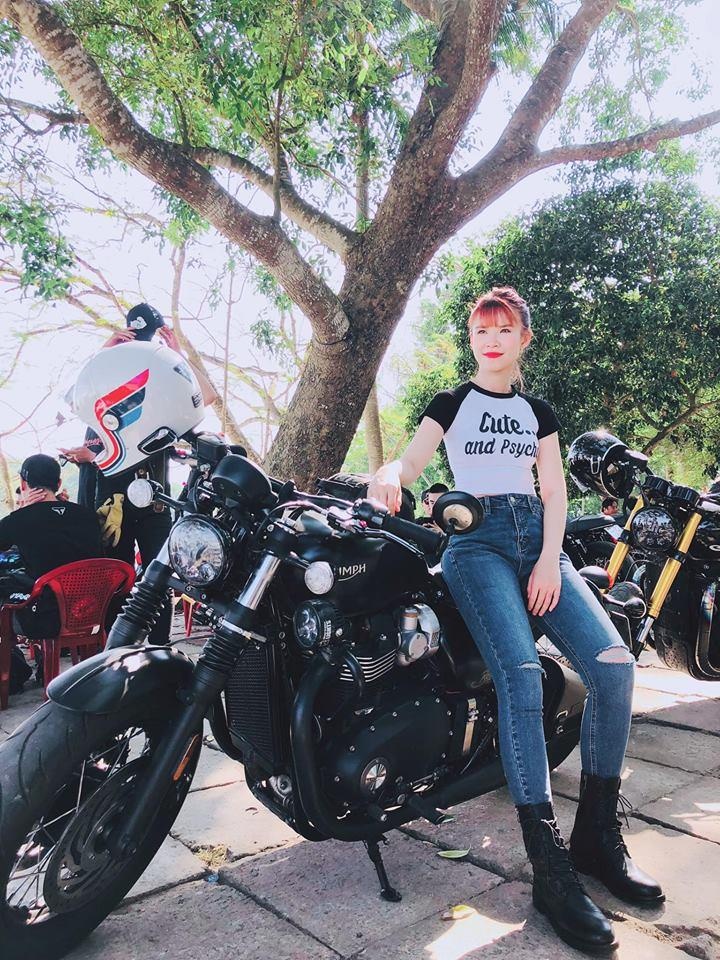 Sao Viet du lich dip le anh 7