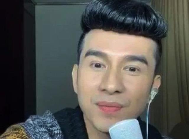 Dan Truong phan ung khi bi che vi mai toc 'cu hanh cuon lo' hinh anh