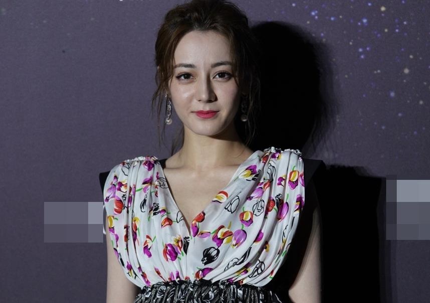 Anh Dich Le Nhiet Ba gia nua anh 1