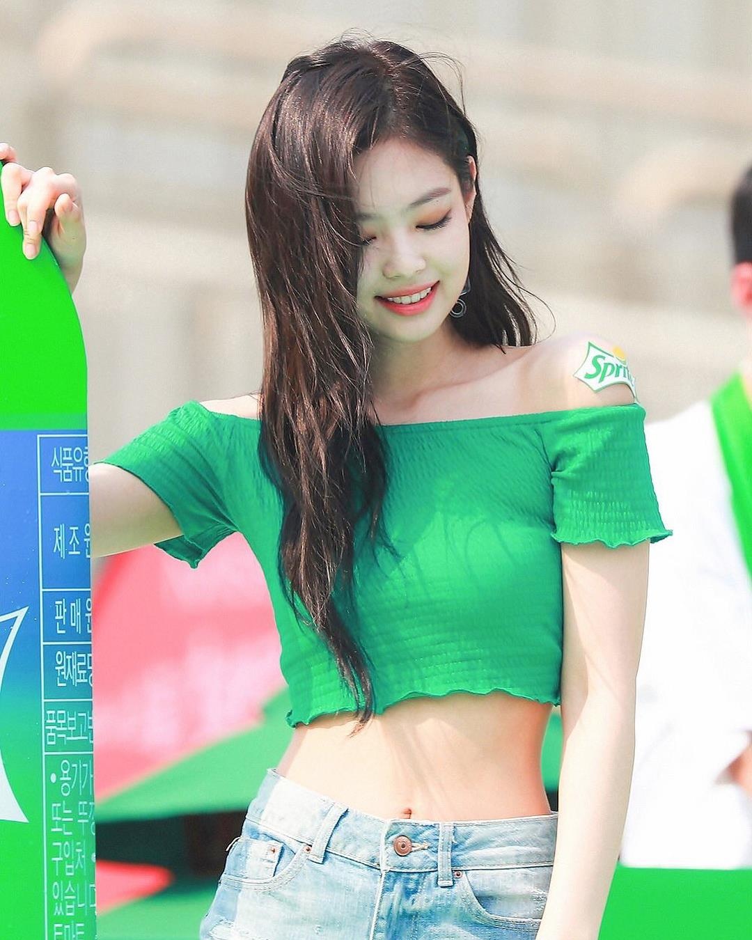 Jennie Black Pink goi cam anh 10