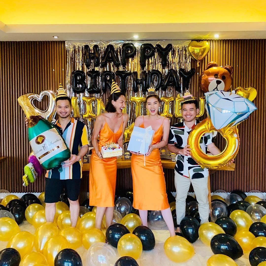 Kỳ Duyên nói lời yêu và để hình nền điện thoại ảnh ảnh 4 Ky Duyen noi loi yeu va de hinh nen dien thoai anh anh 4