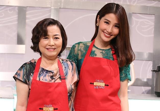 Me Diem My qua doi anh 1