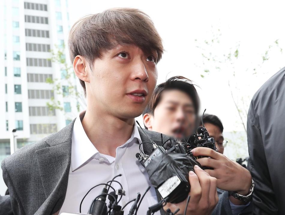 Park Yoochun bi bat anh 7