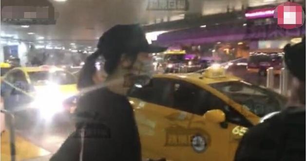 A hau roi Hong Kong chuyen sang My sau be boi clip anh 1