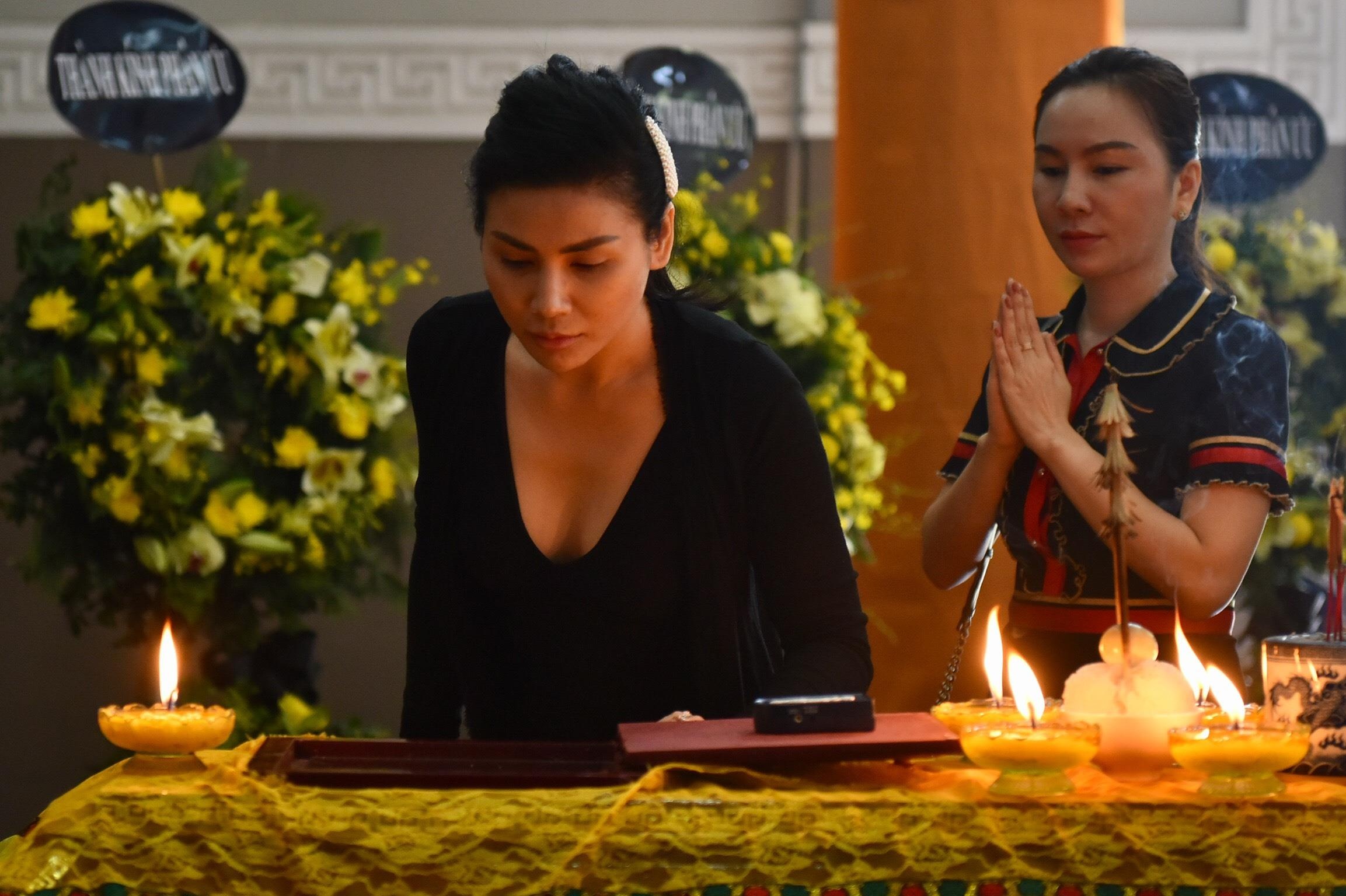 Nguoi mau Viet qua doi anh 6