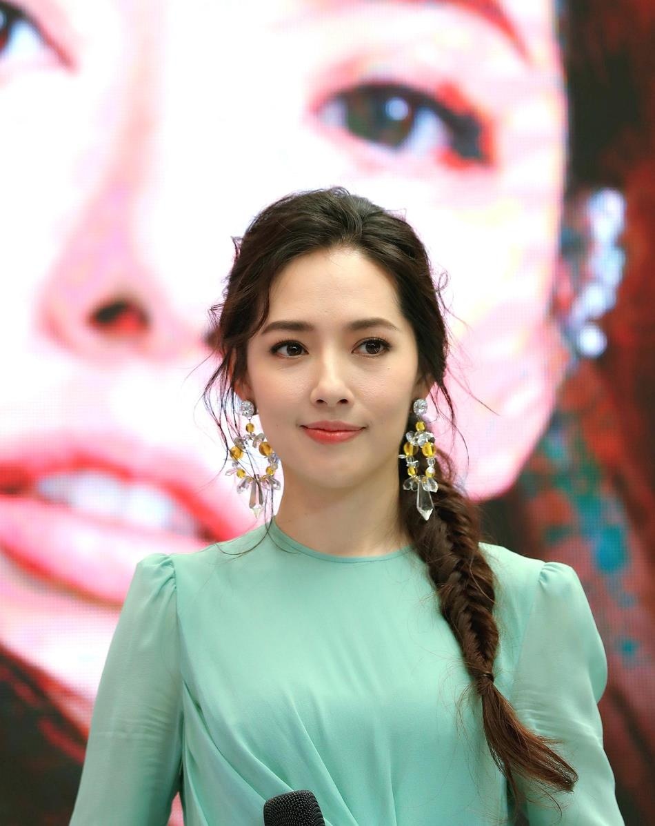 hinh anh Quach Bich Dinh xinh dep anh 3