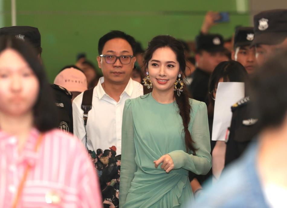 hinh anh Quach Bich Dinh xinh dep anh 6