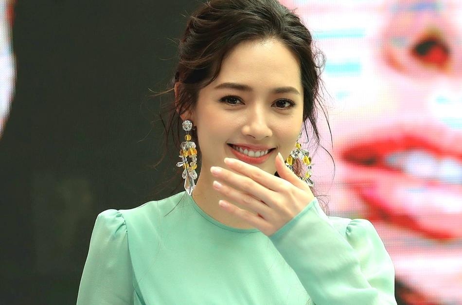 hinh anh Quach Bich Dinh xinh dep anh 4