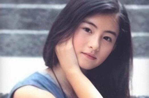 Nhan sac tuoi 12 dep me man cua Truong Ba Chi hinh anh